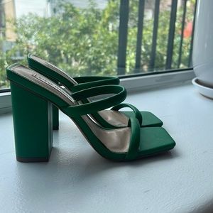 Steve Madden Green Leather Sandals